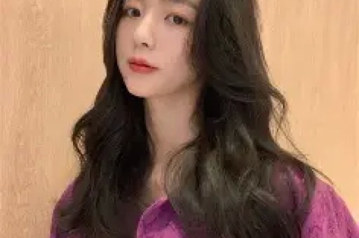 “电梯门”后续：女网红情绪很不稳定在网络上疯狂输出……