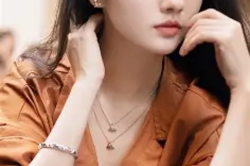 为博流量在飞机上放“化学屁”1250万粉网红遭航司封杀+起诉：这波真“炸”了