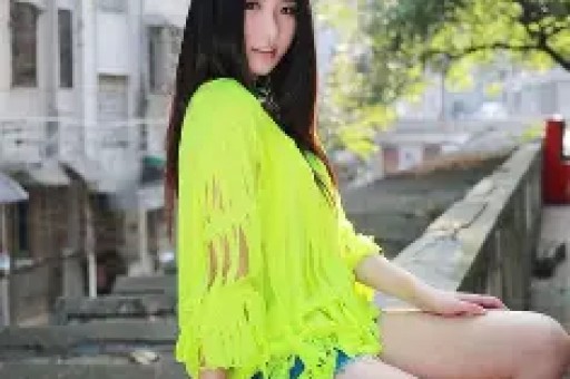 盘点2025年爆火的10位美女网红你认识几个？